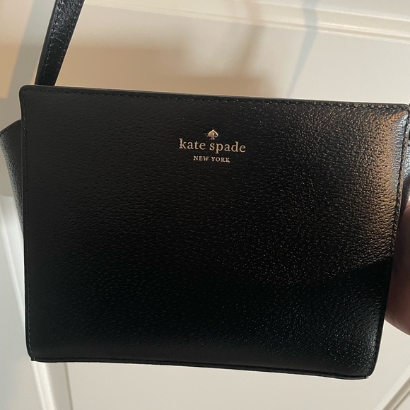 kate spade Handbags - Kate Spade Grand Street Hayden Crossbody purse